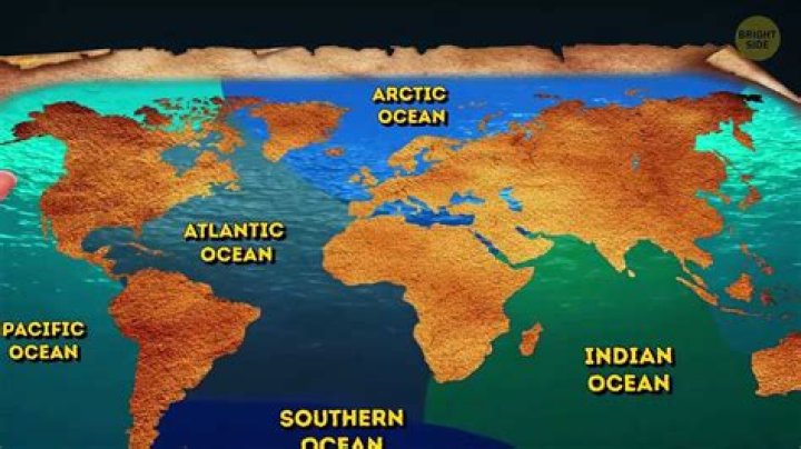 Which is colder the Atlantic or the Pacific?